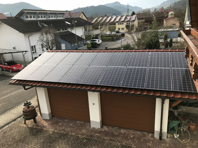 Referenzen Garagen- u. Carportdächer - Photovoltaik, Photovoltaik-Speicher,  Reinigung und Wärmepumpen